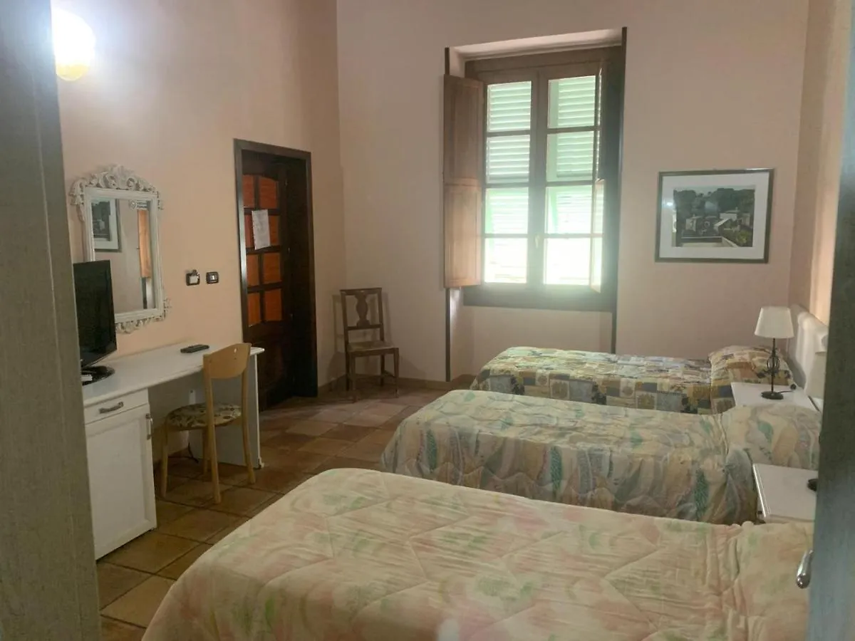 B&B Julia'S Friends Sassari 3*,  Italy